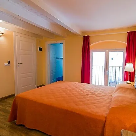 Apollo Bed & Breakfast