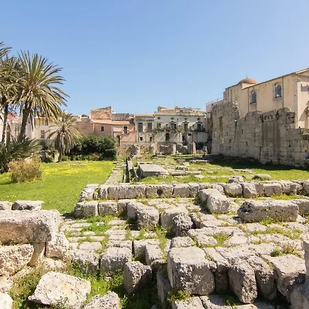 Alojamento de Acomodação e Pequeno-almoço Apollo Syracuse