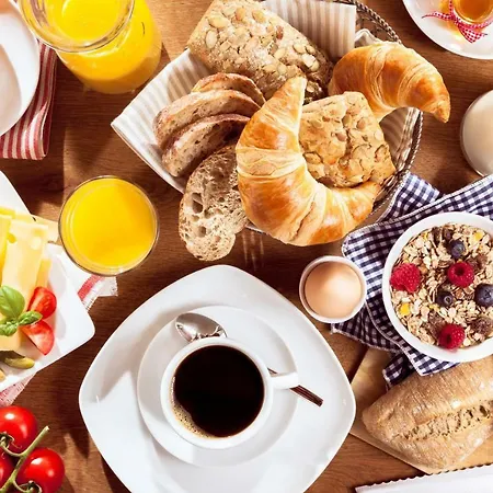 Bed & Breakfast Apollo 3*